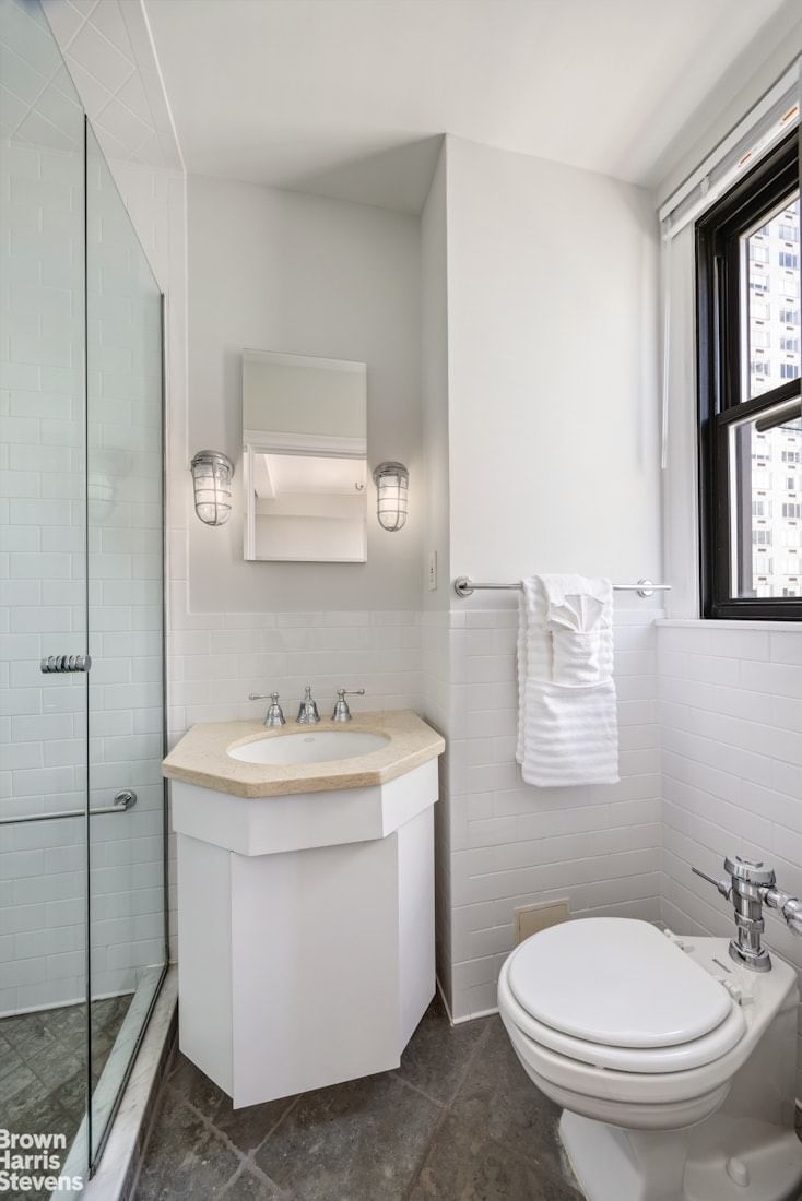 Real estate property located at 315 68TH #15DE, New York, Lenox Hill, New York City, NY