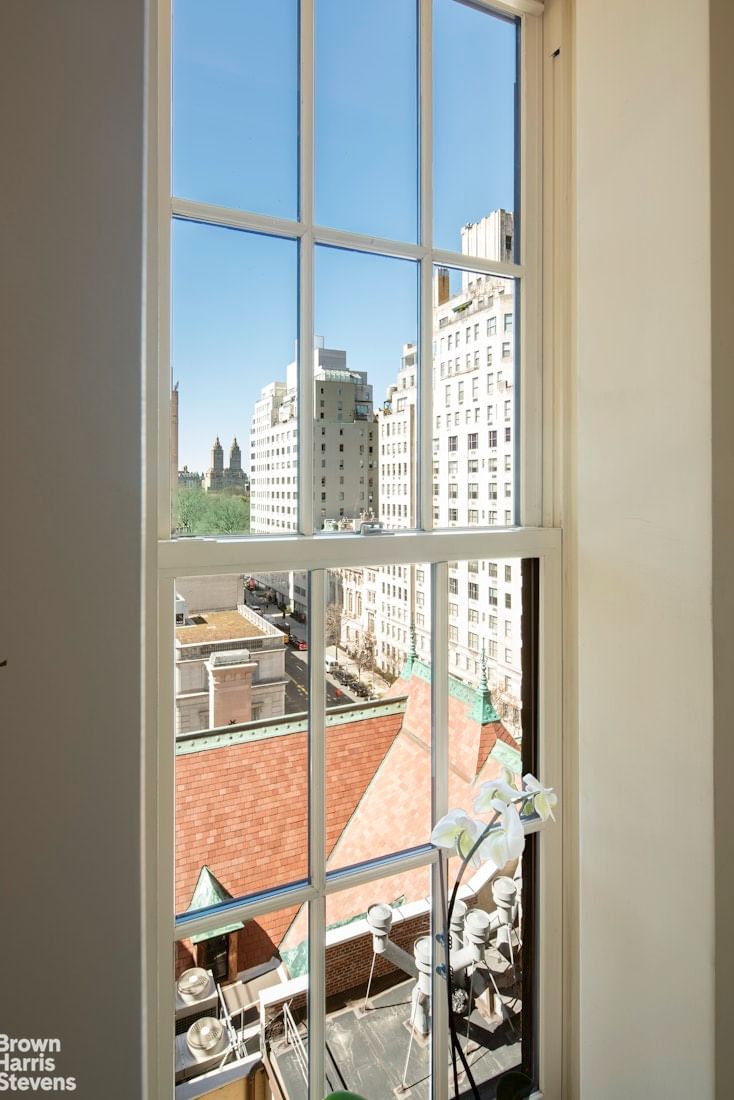 Real estate property located at 30 72ND #11THFL, New York, Lenox Hill, New York City, NY