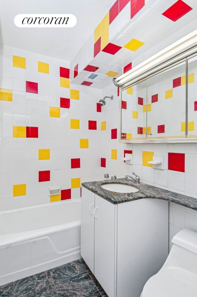 Real estate property located at 340 64TH #10G, New York, Lenox Hill, New York City, NY