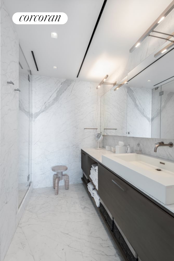 Real estate property located at 1965 BROADWAY #21AB, New York, Lincoln Square, New York City, NY