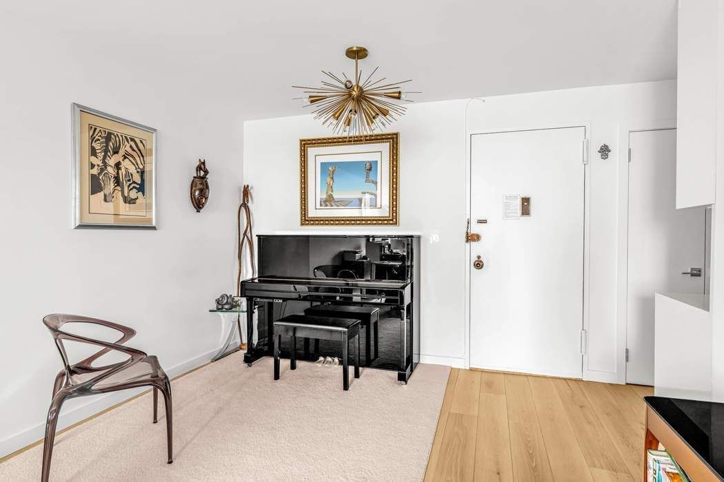 Real estate property located at 444 86th #21J, New York, Yorkville, New York City, NY