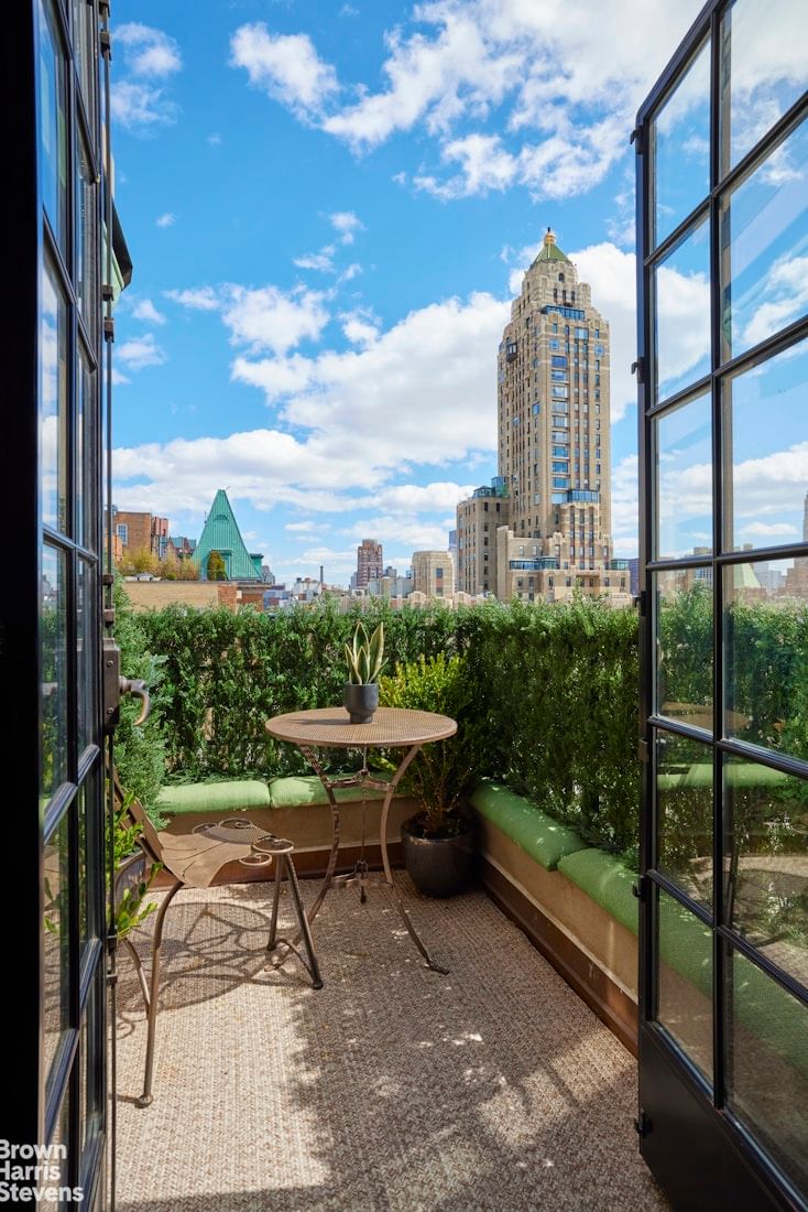 Real estate property located at 3 77TH #15B, New York, Lenox Hill, New York City, NY
