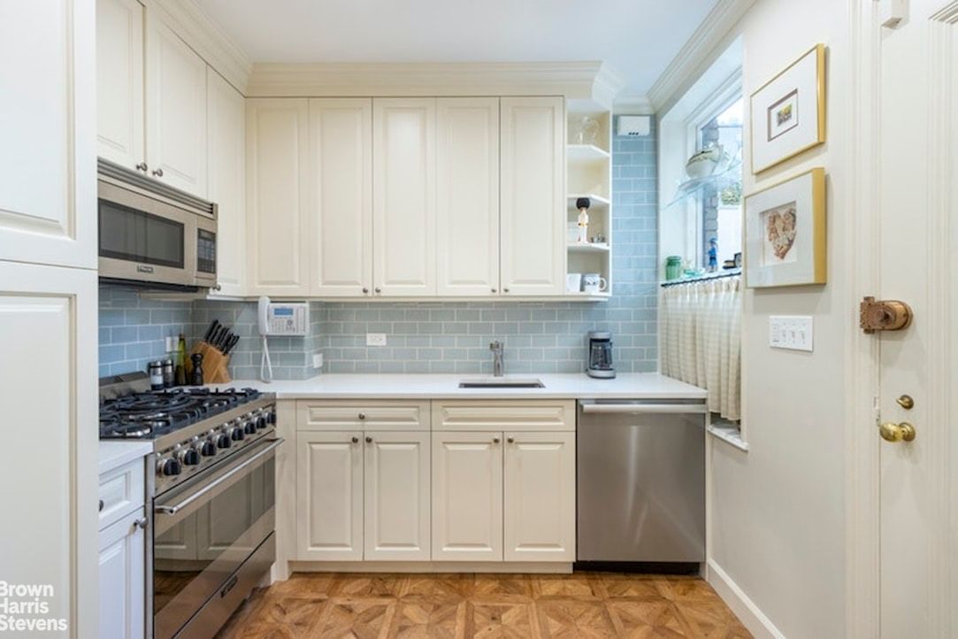 Real estate property located at 3 77TH #15B, New York, Lenox Hill, New York City, NY