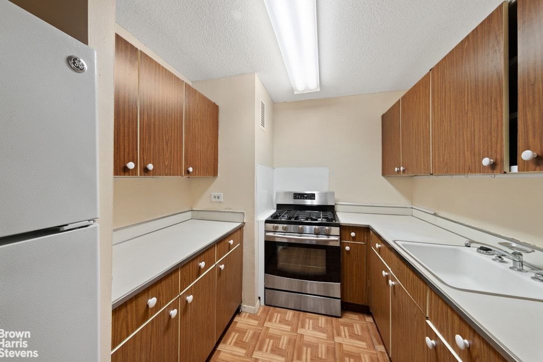 Real estate property located at 90 GOLD #3E, New York, Fulton/seaport, New York City, NY