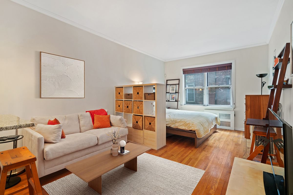Real estate property located at 530 84th #3M, New York, Yorkville, New York City, NY