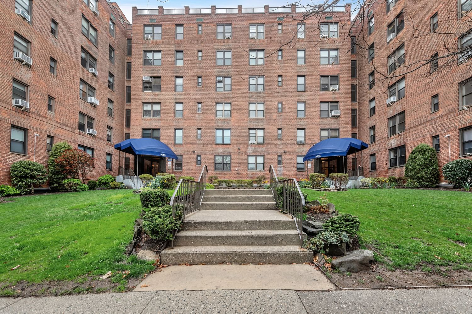 Real estate property located at 9255 SHORE #4B, Kings, Fort Hamilton, New York City, NY