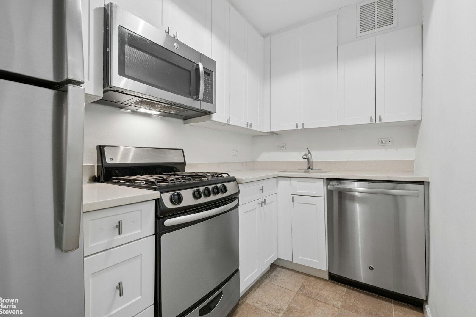 Real estate property located at 165 66TH #2L, New York, Lincoln Square, New York City, NY