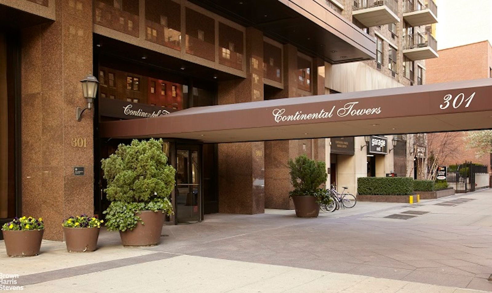 Real estate property located at 301 79TH #21P, New York, Yorkville, New York City, NY