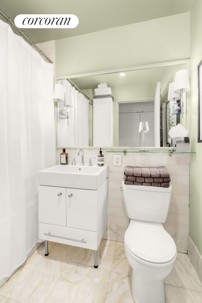 Real estate property located at 635 42ND #5G, New York, Hells Kitchen, New York City, NY
