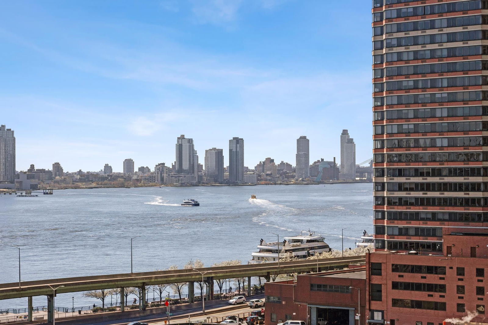 Real estate property located at 5 TUDOR CITY #425, New York, Murray Hill, New York City, NY