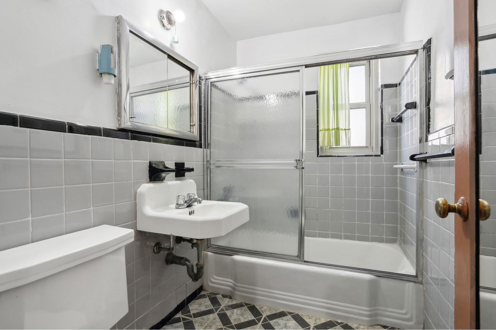 Real estate property located at 1010 SHERMAN #5L, Bronx, Concourse Village, New York City, NY