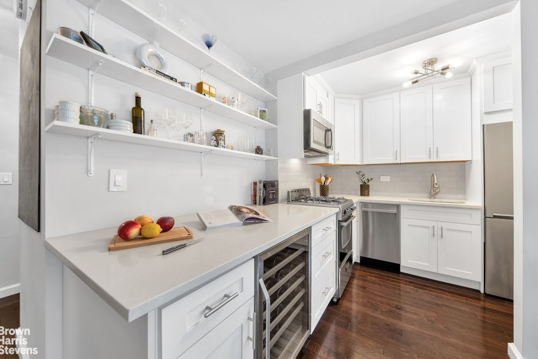 Real estate property located at 200 27TH #6J, New York, Kips Bay, New York City, NY