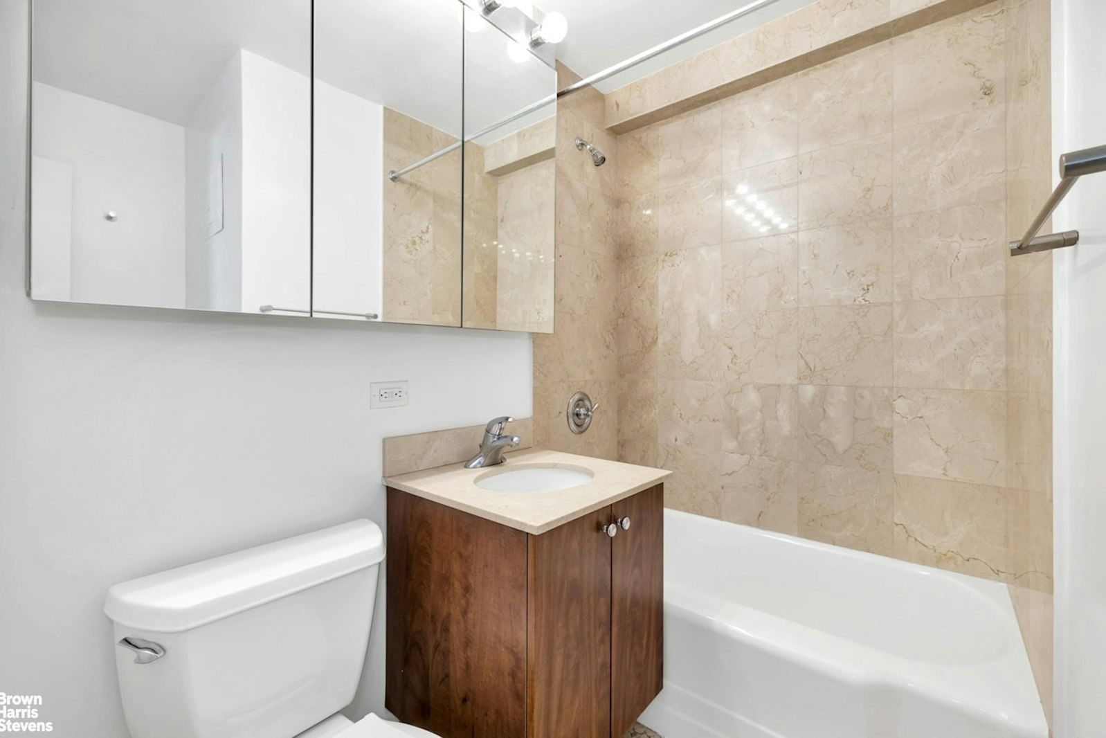 Real estate property located at 420 64TH W12FG, New York, Lenox Hill, New York City, NY