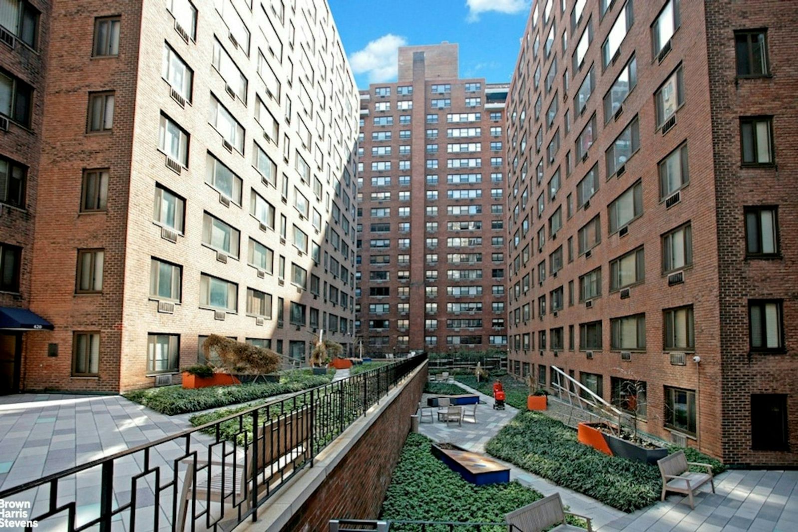 Real estate property located at 420 64TH W12FG, New York, Lenox Hill, New York City, NY