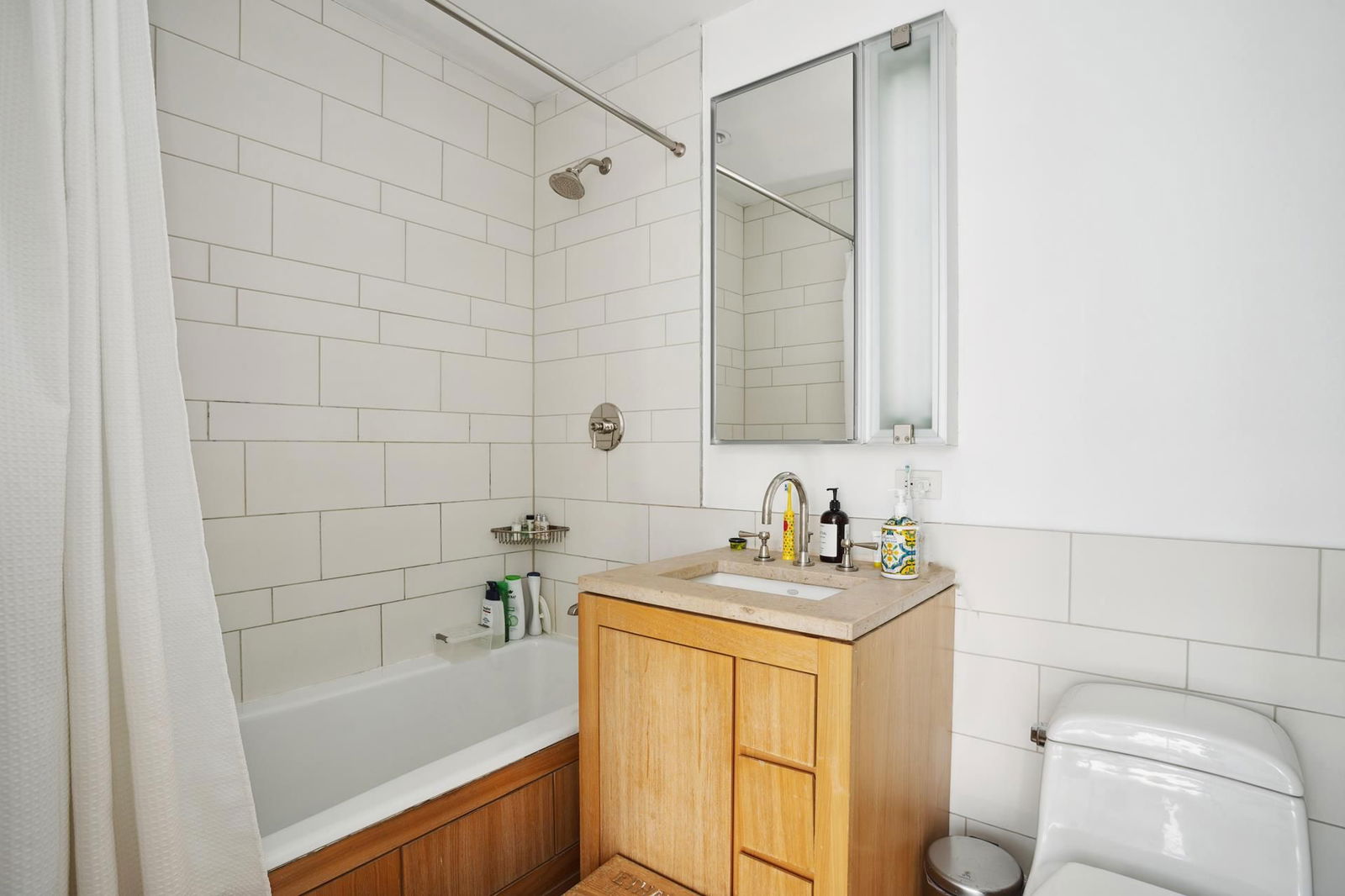 Real estate property located at 450 83RD #14D, New York, Yorkville, New York City, NY