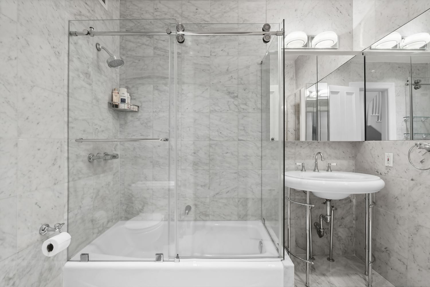 Real estate property located at 152 63RD #2, New York, Lenox Hill, New York City, NY