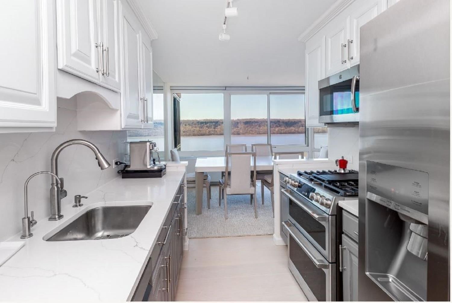 Real estate property located at 2521 PALISADE #8C, Bronx, Spuyten Duyvil, New York City, NY