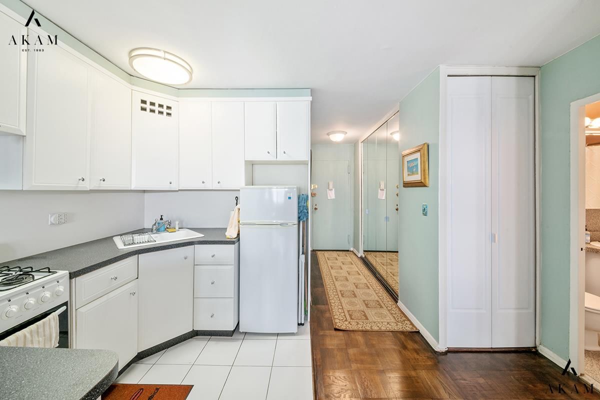 Real estate property located at 155 38th #9-H, New York, Murray Hill, New York City, NY