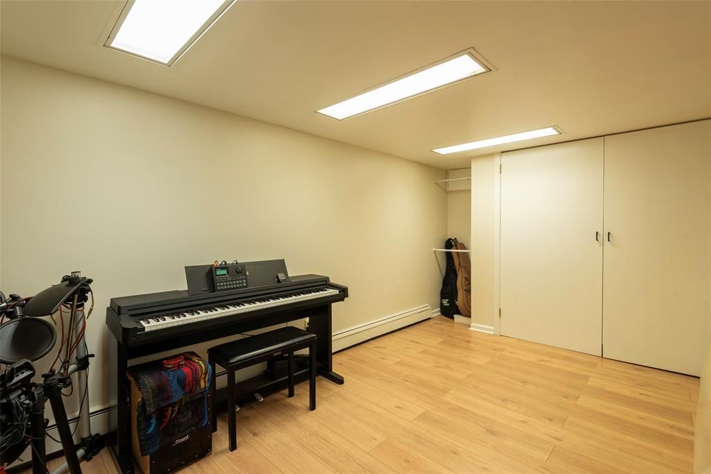 Real estate property located at 246-31 87th, Queens, Bellerose, New York City, NY