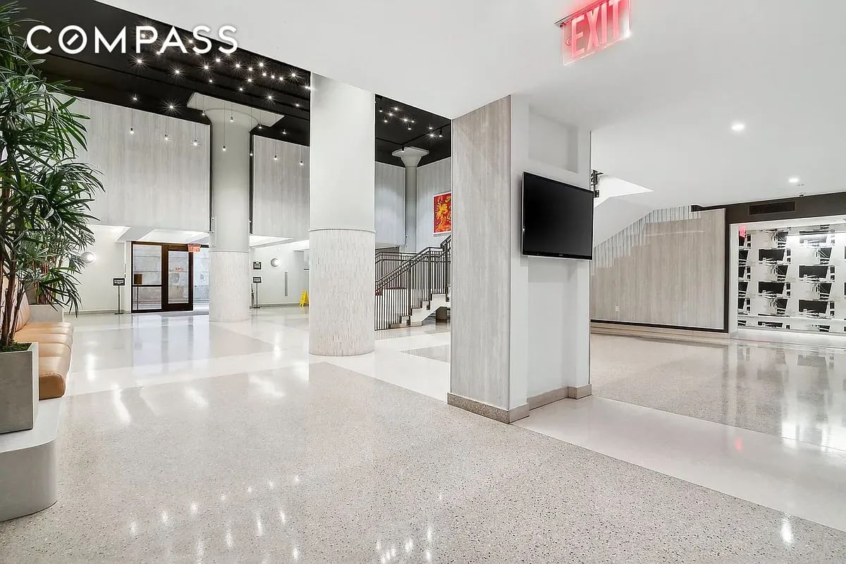 Real estate property located at 360 Furman #527, Kings, Brooklyn Heights, New York City, NY