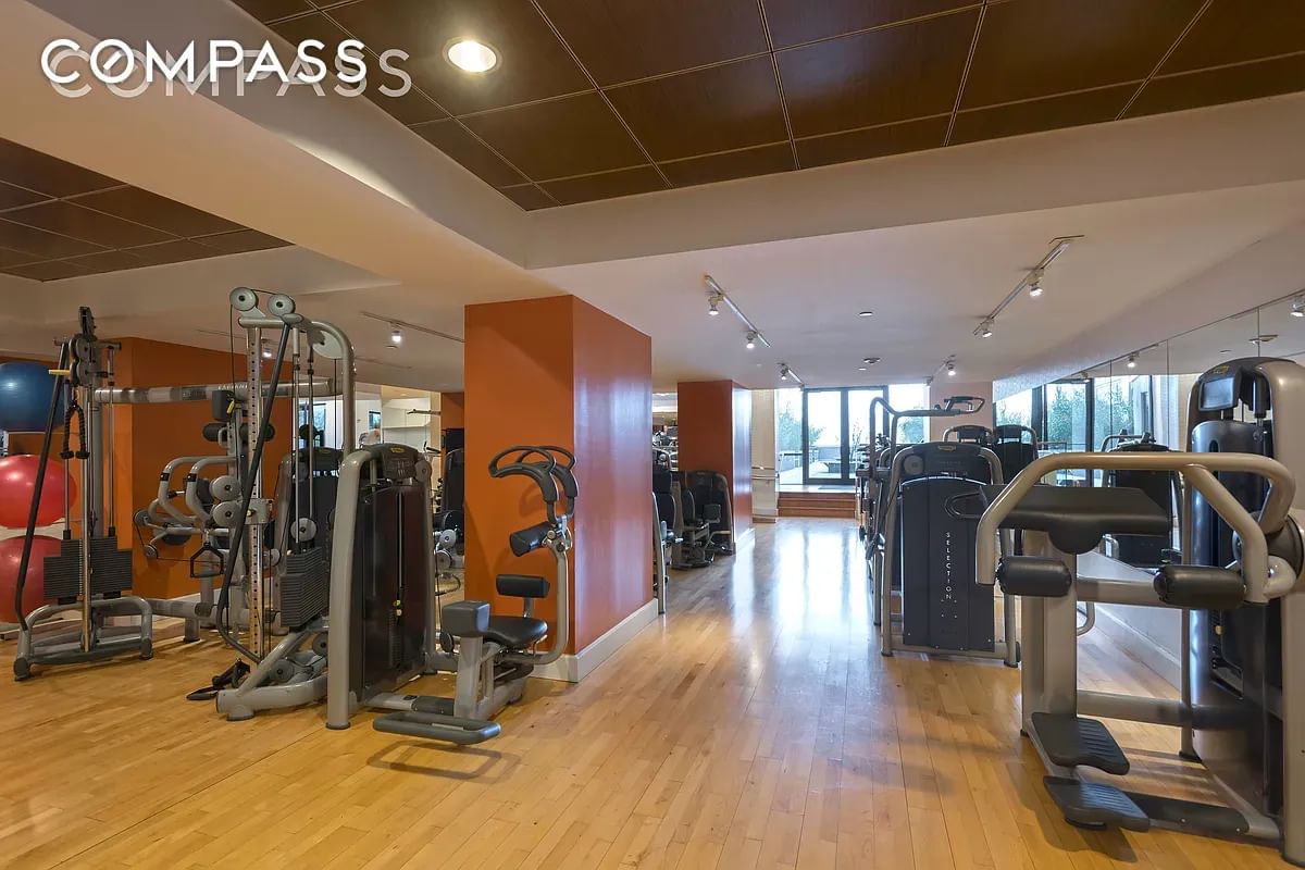 Real estate property located at 360 Furman #527, Kings, Brooklyn Heights, New York City, NY