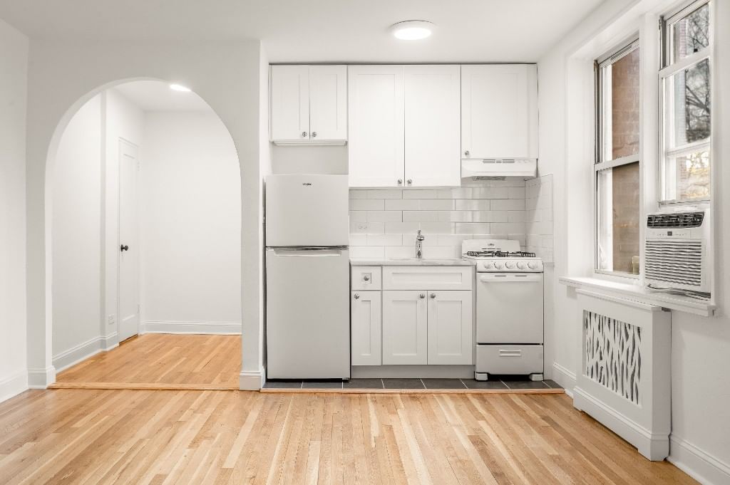 Real estate property located at 5645 Netherland #2F, Bronx, Bronx, New York City, NY