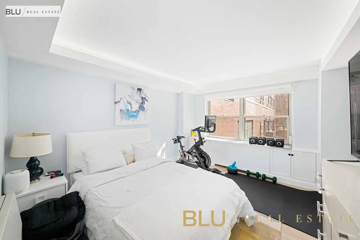 Real estate property located at 420 72nd #4-J, New York, Upper East Side, New York City, NY