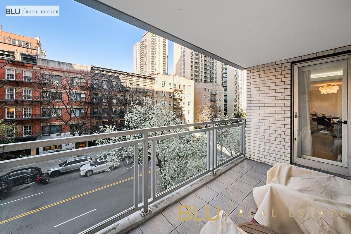 Real estate property located at 420 72nd #4-J, New York, Upper East Side, New York City, NY