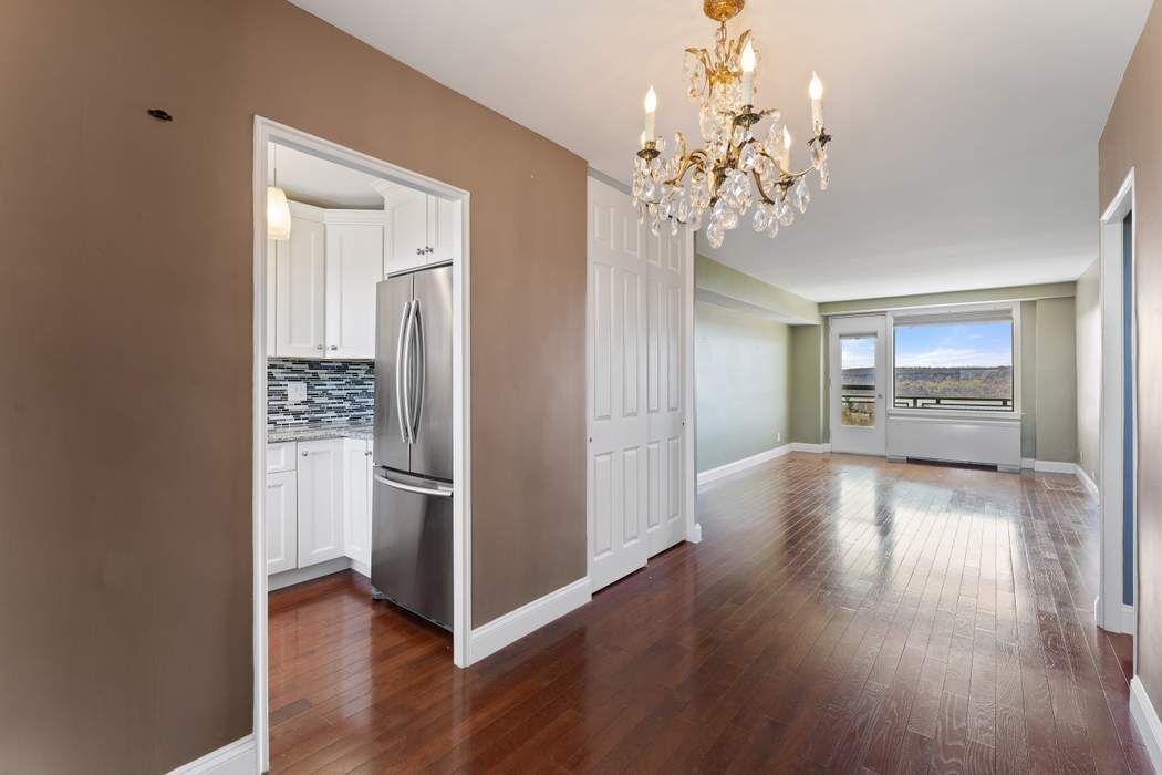 Real estate property located at 4705 Henry Hudson #15M, Bronx, Riverdale, New York City, NY
