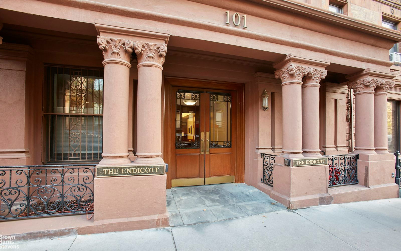 Real estate property located at 101 81ST #701/702, New York, Upper West Side, New York City, NY