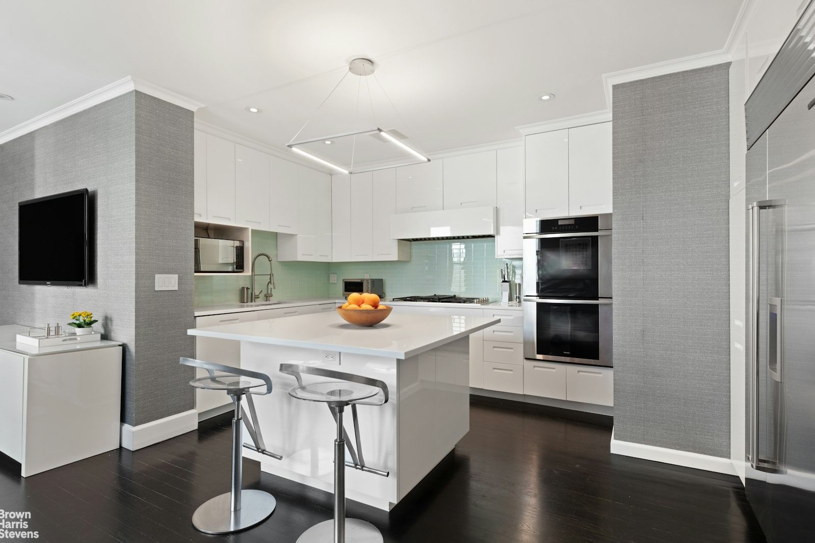Real estate property located at 101 81ST #701/702, New York, Upper West Side, New York City, NY