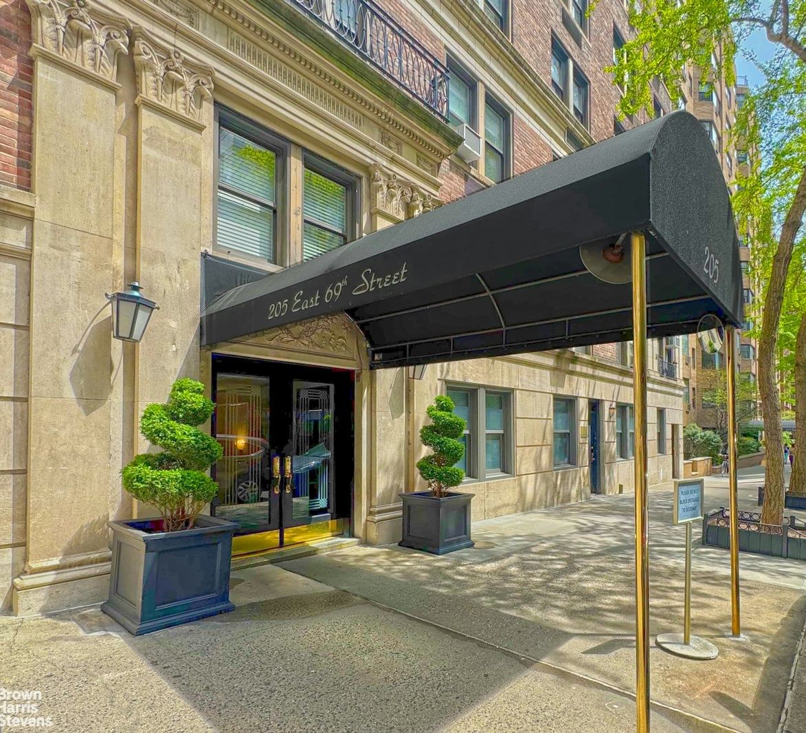 Real estate property located at 205 69TH #8G, New York, Lenox Hill, New York City, NY