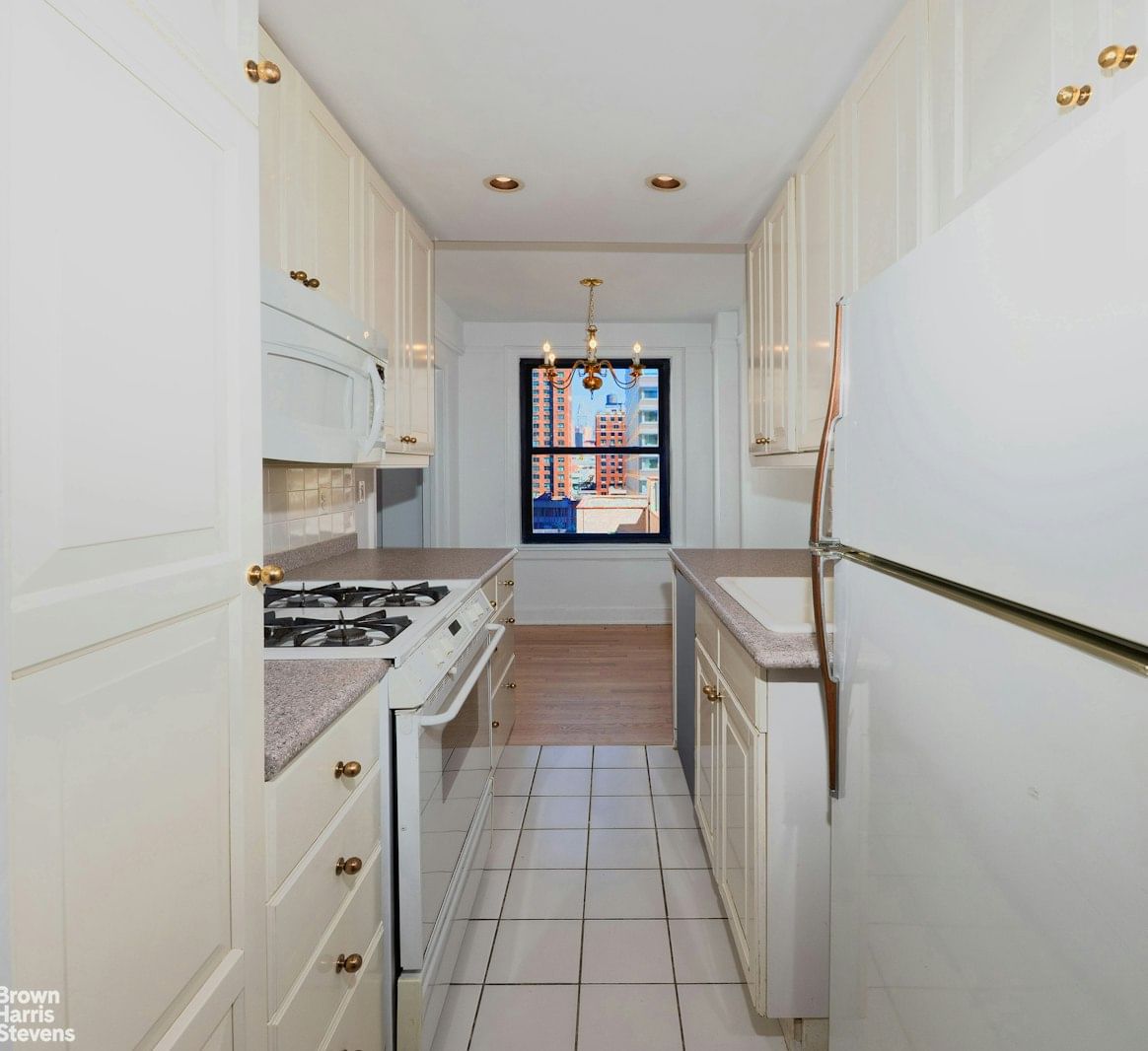 Real estate property located at 205 69TH #8G, New York, Lenox Hill, New York City, NY