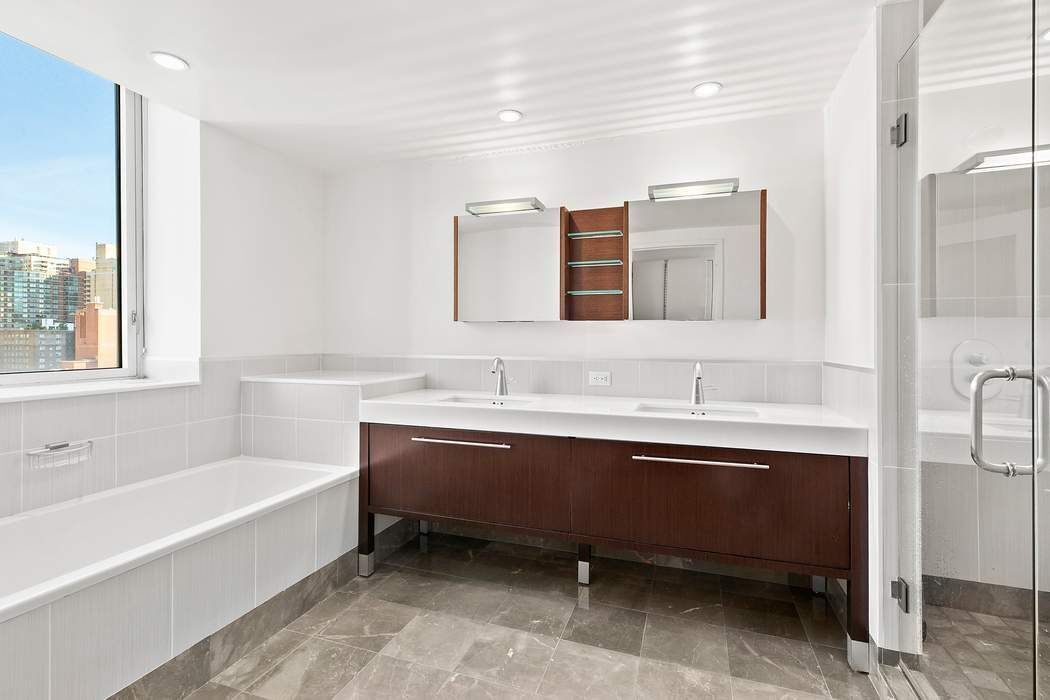 Real estate property located at 225 34th #16C, New York, Murray Hill, New York City, NY