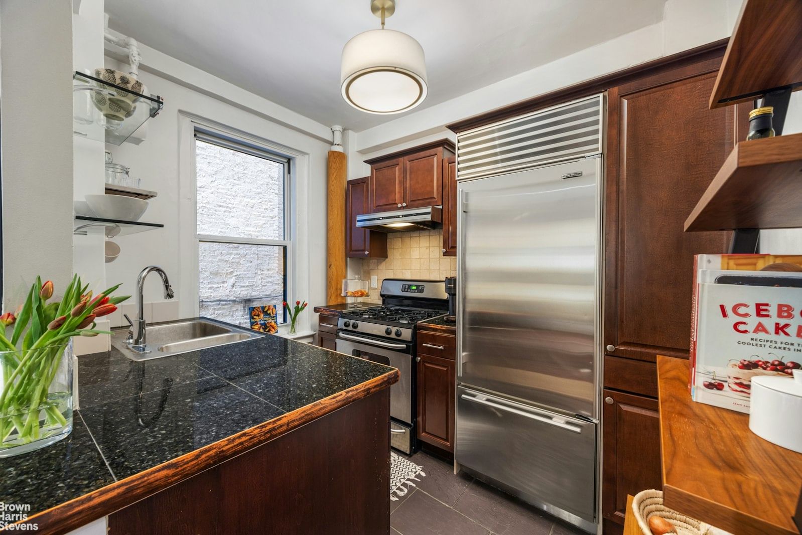 Real estate property located at 11 69TH #1D, New York, Lincoln Square, New York City, NY