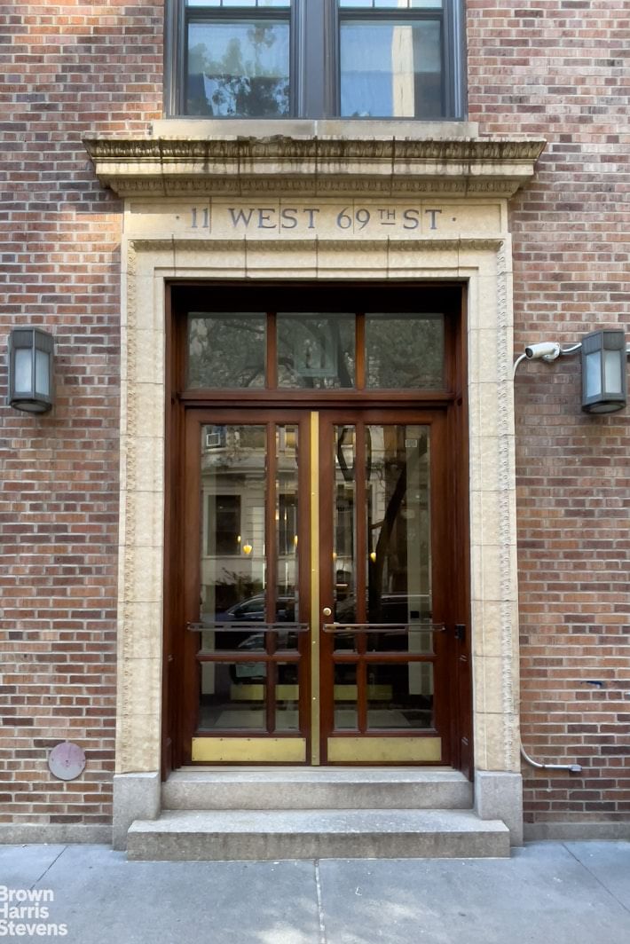 Real estate property located at 11 69TH #1D, New York, Lincoln Square, New York City, NY