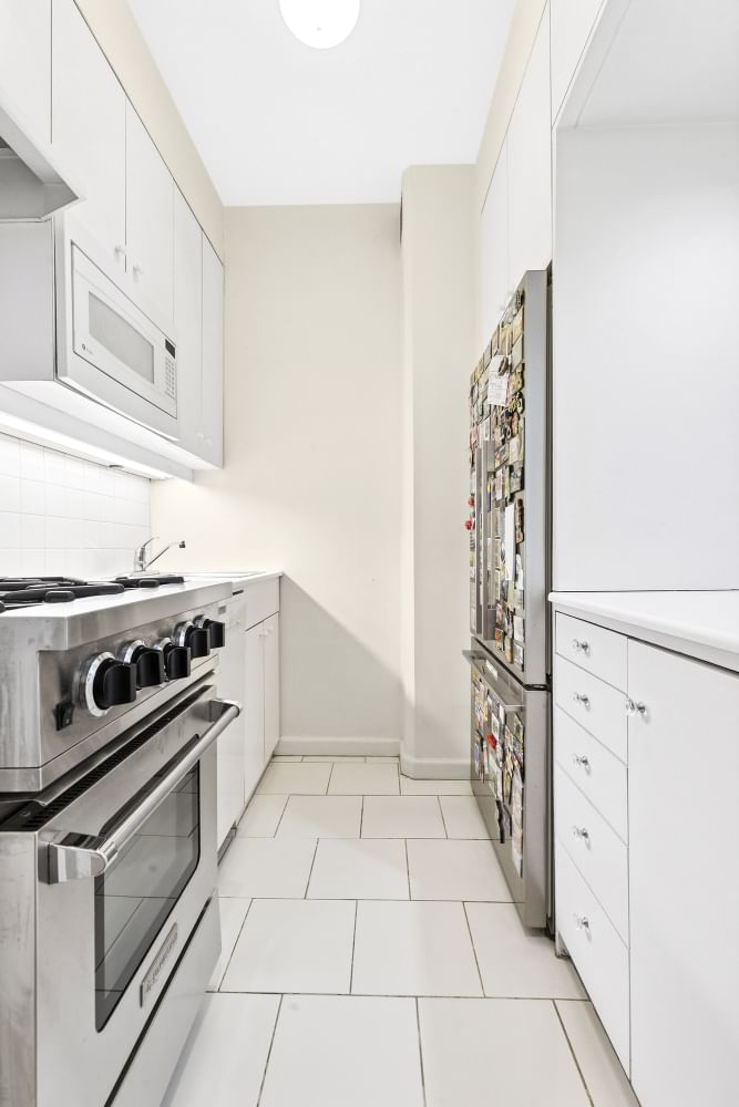 Real estate property located at 415 80TH #4L, New York, Yorkville, New York City, NY