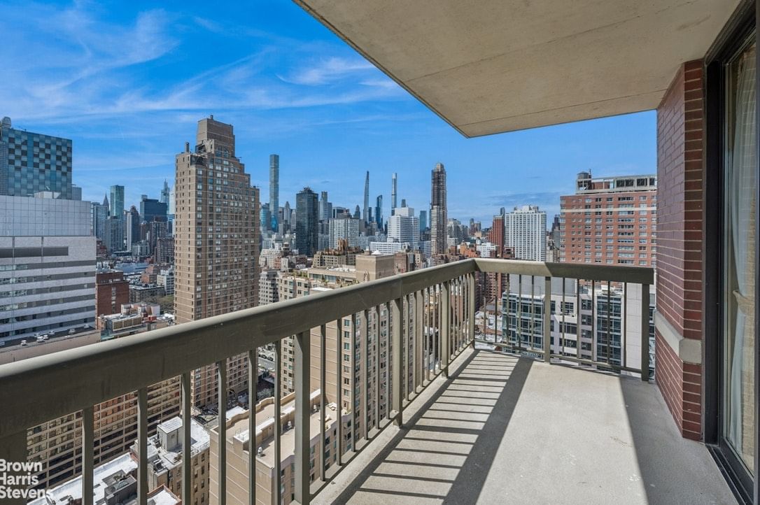 Real estate property located at 422 72ND #28D, New York, Lenox Hill, New York City, NY