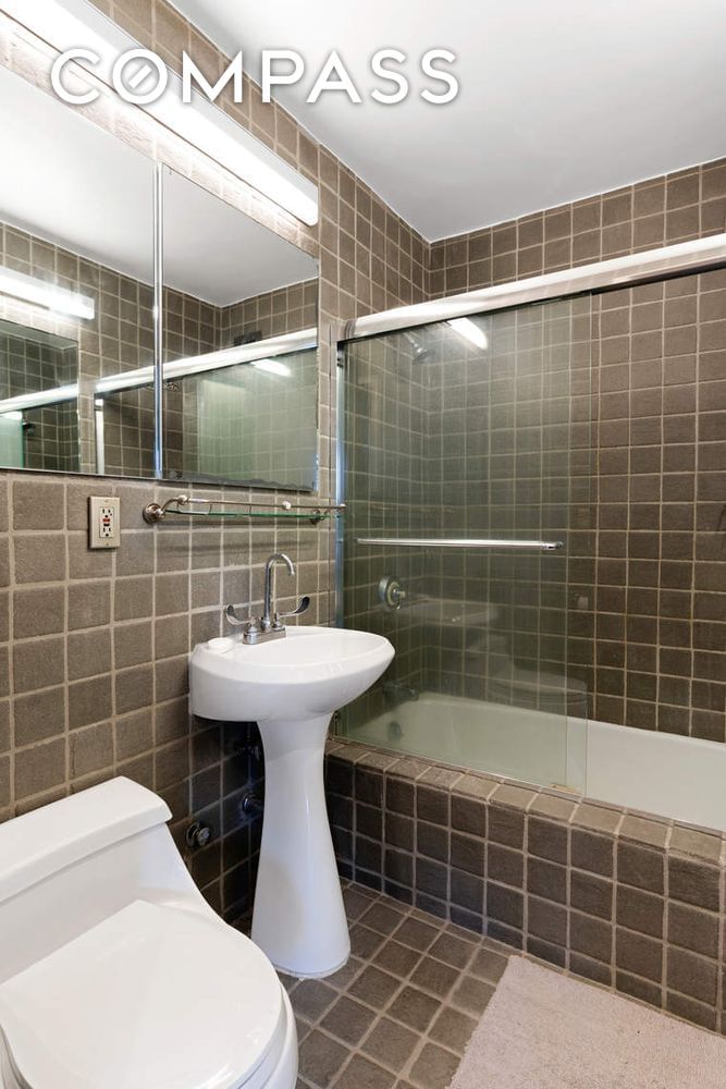 Real estate property located at 166 61st #7E, New York, Upper East Side, New York City, NY