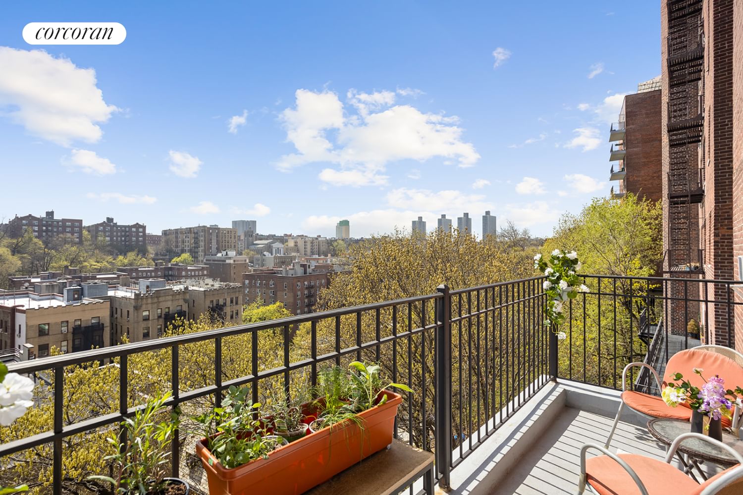 Real estate property located at 100 OVERLOOK #21, New York, Hudson Heights, New York City, NY