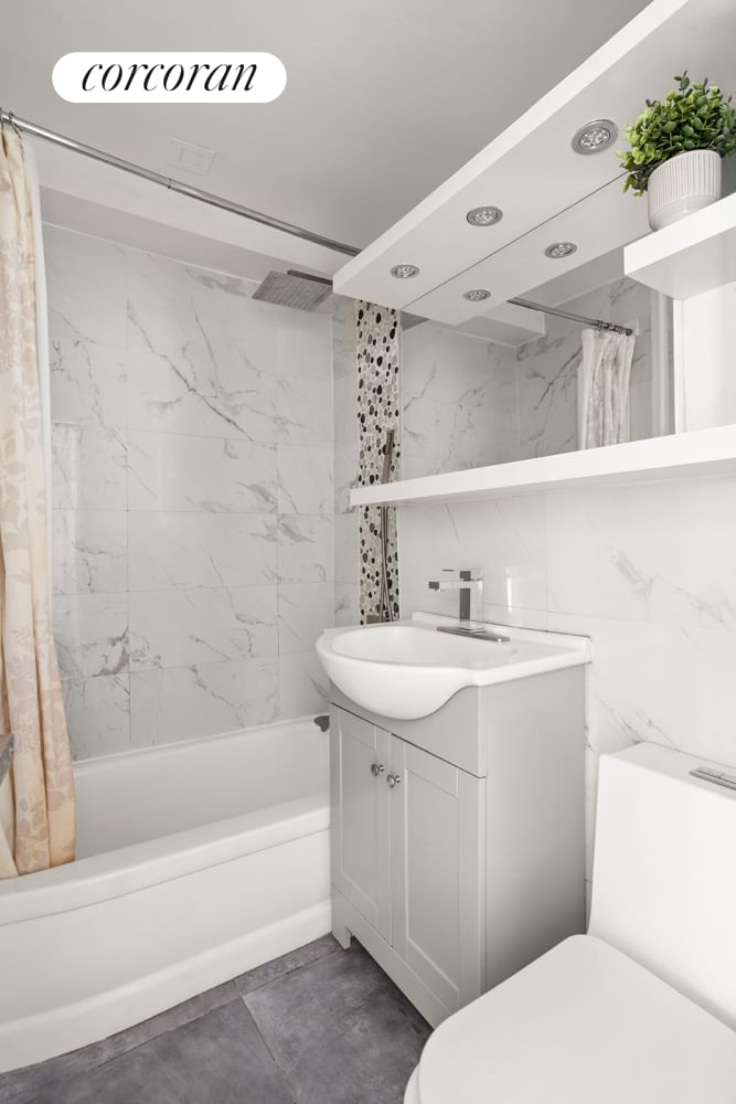 Real estate property located at 100 OVERLOOK #21, New York, Hudson Heights, New York City, NY