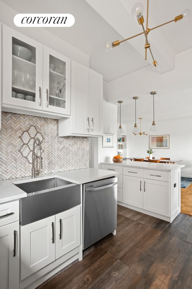 Real estate property located at 100 OVERLOOK #21, New York, Hudson Heights, New York City, NY