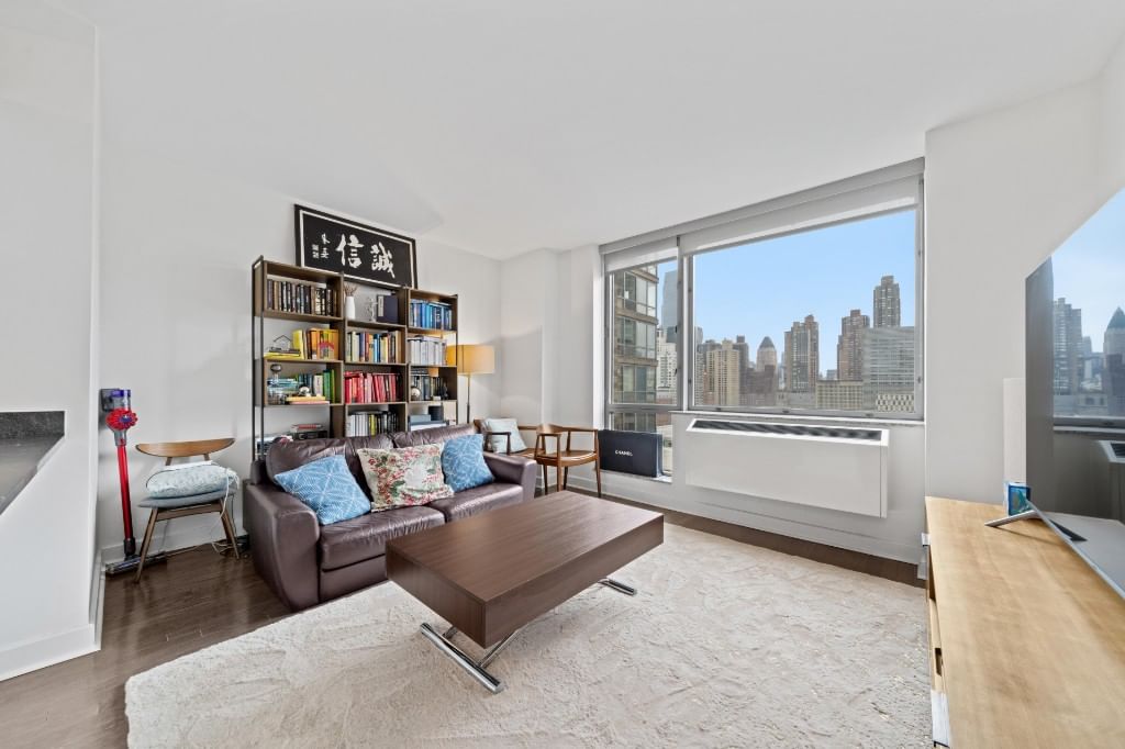 Real estate property located at 1965 Broadway #17J, New York, Upper West Side, New York City, NY