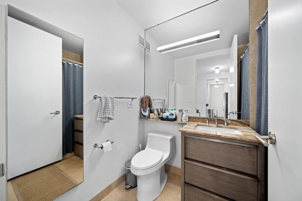 Real estate property located at 1965 Broadway #17J, New York, Upper West Side, New York City, NY