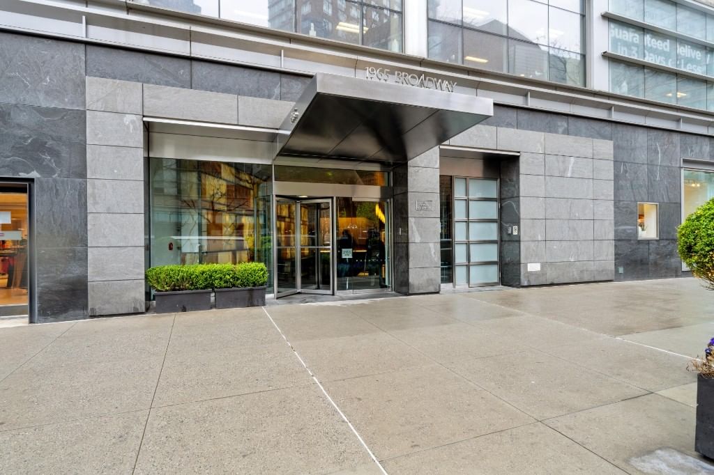 Real estate property located at 1965 Broadway #17J, New York, Upper West Side, New York City, NY