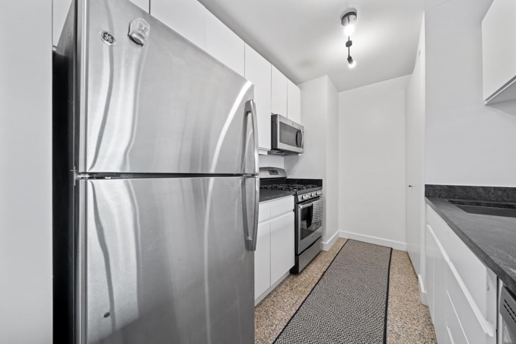 Real estate property located at 1965 Broadway #17J, New York, Upper West Side, New York City, NY
