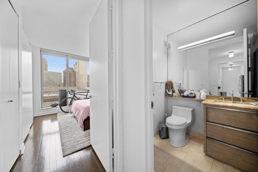 Real estate property located at 1965 Broadway #17J, New York, Upper West Side, New York City, NY
