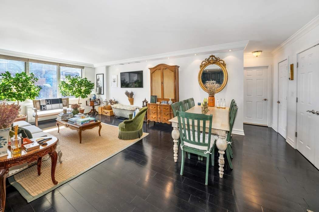 Real estate property located at 207 74th #7F, New York, Upper East Side, New York City, NY