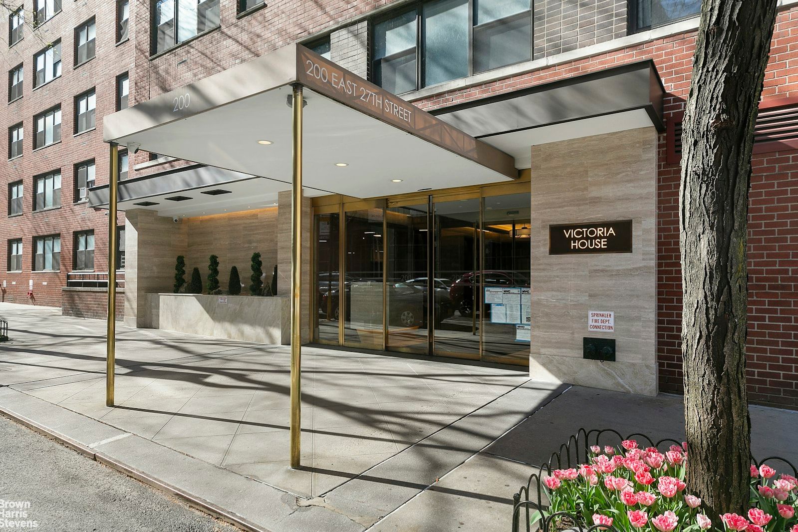 Real estate property located at 200 27TH #11L, New York, Kips Bay, New York City, NY