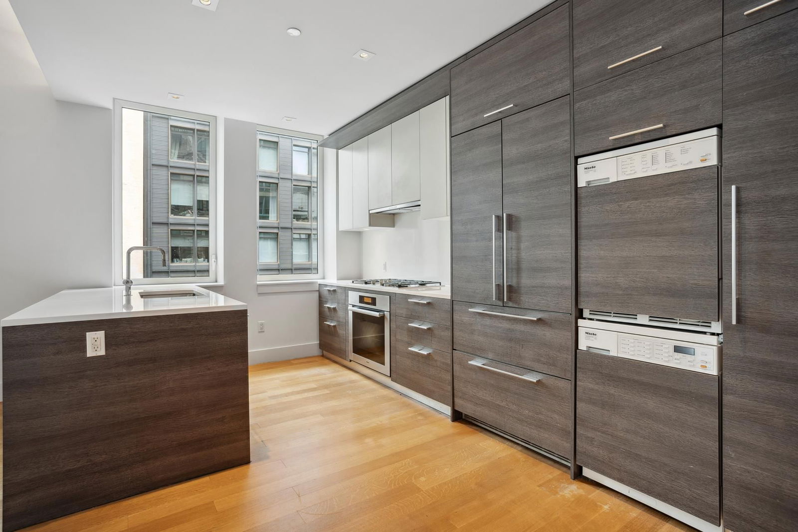 Real estate property located at 101 LEONARD #5B, New York, Tribeca, New York City, NY